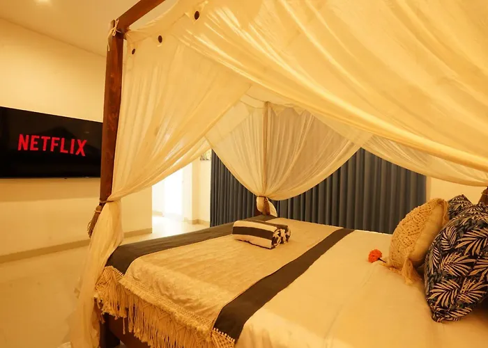 9 Mins To Canggu Beach, 4 Bed Pool Ferienhaus Mengwi