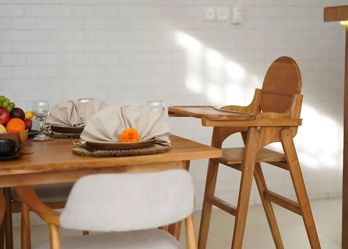 Ferienhaus 9 Mins To Canggu Beach, 4 Bed Pool Mengwi