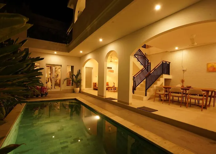 9 Mins To Canggu Beach, 4 Bed Pool Mengwi